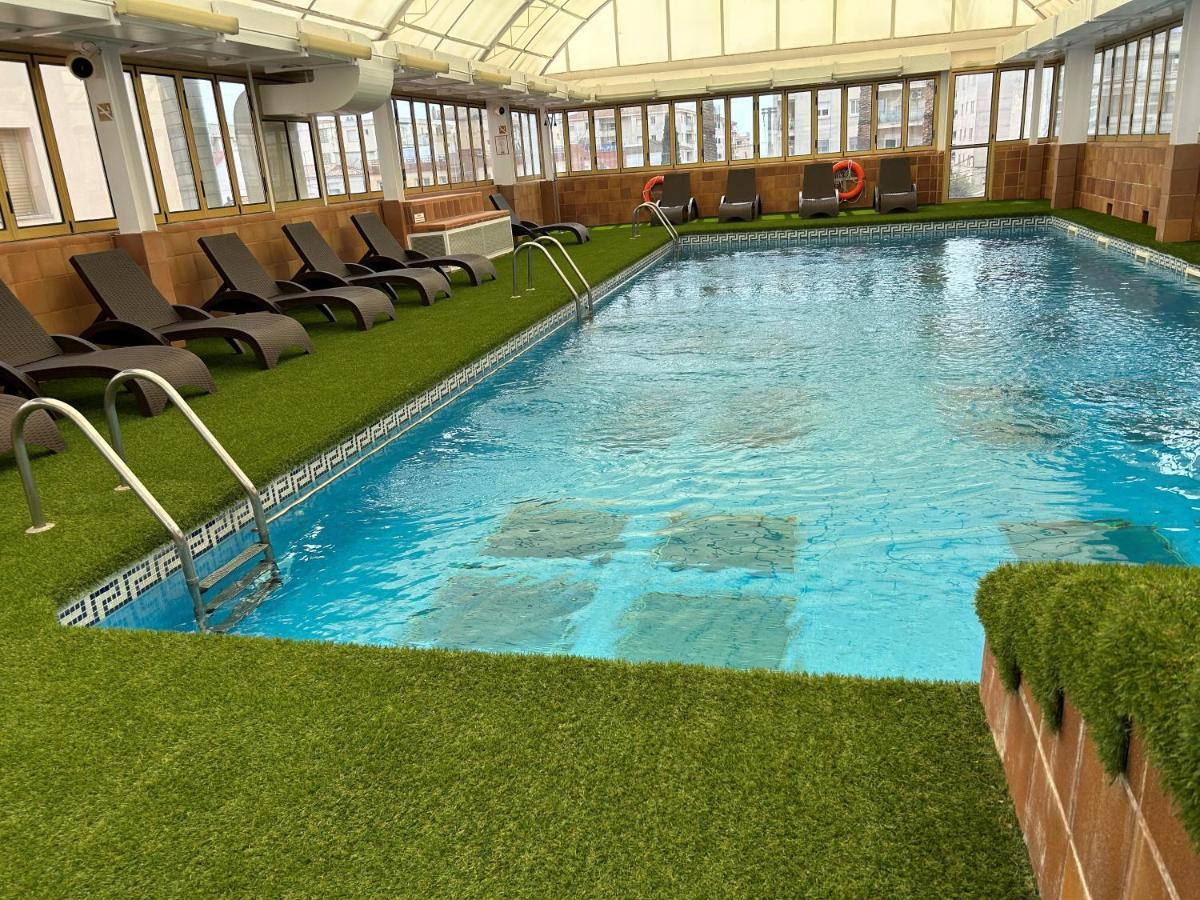 Hotel Victoria Spa & Splay Center เซกูร์ เด กาลาเฟย์ ภายนอก รูปภาพ